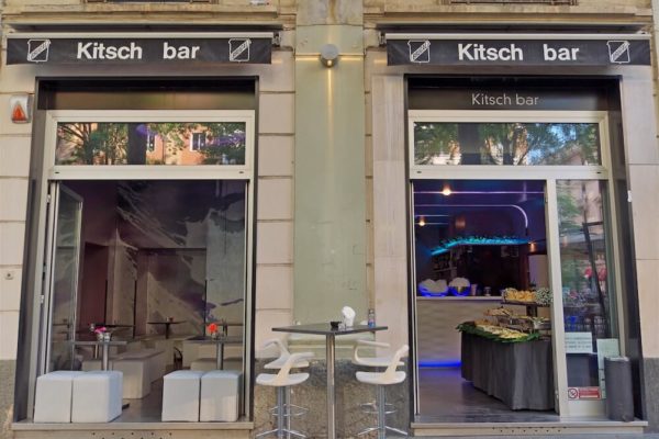 Kitsch bar Milano - festa di diciottesimo - info e preventivi 3518822818