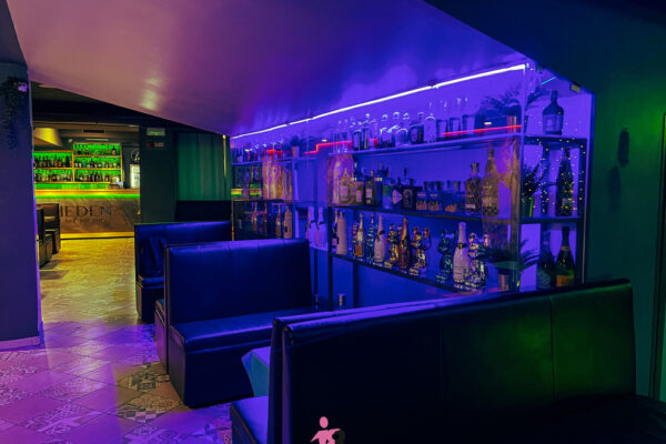 Heden cafe Milano - festa di diciottesimo - info e preventivi 3518822818 Heden cafe Milano - festa di diciottesimo - info e preventivi 3518822818