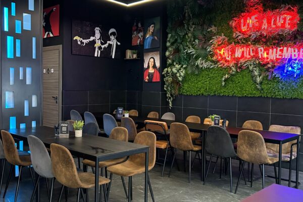 Brain Navigli - festa di diciottesimo - info e preventivi 3518822818 Brain Navigli - festa di diciottesimo - info e preventivi 3518822818