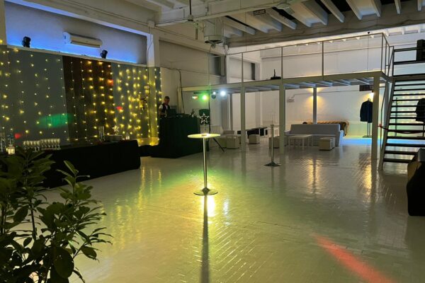 Loft Station - festa di diciottesimo - info e preventivi 3518822818 Loft Station - festa di diciottesimo - info e preventivi 3518822818