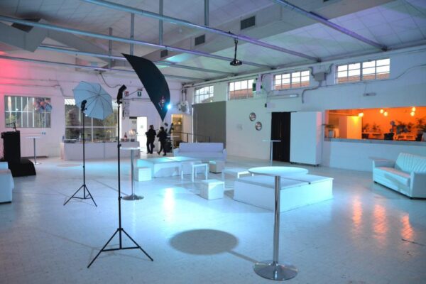 Loft Station - festa di diciottesimo - info e preventivi 3518822818 Loft Station - festa di diciottesimo - info e preventivi 3518822818