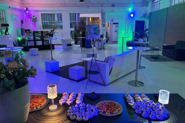 Loft Station - festa di diciottesimo - info e preventivi 3518822818 Loft Station - festa di diciottesimo - info e preventivi 3518822818