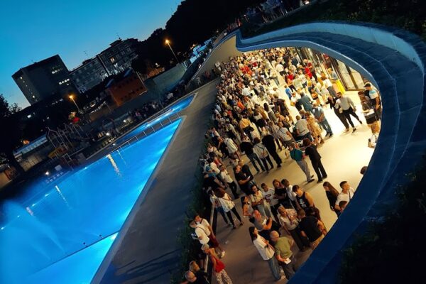 Farinami Garden Pool Party - festa di diciottesimo - info e preventivi 3518822818 Farinami Garden Pool Party - festa di diciottesimo - info e preventivi 3518822818