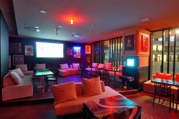 Ginarteria - festa di diciottesimo - info e preventivi 3518822818 Ginarteria - festa di diciottesimo - info e preventivi 3518822818