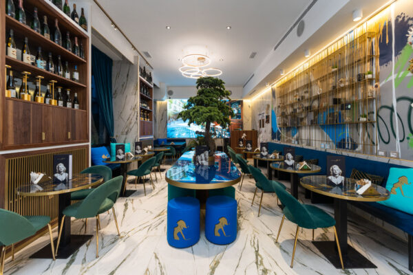 Esthetic Cafe - festa di diciottesimo - info e preventivi 3518822818 Esthetic Cafe - festa di diciottesimo - info e preventivi 3518822818