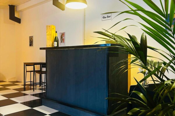 Loft Blackberry - festa di diciottesimo - info e preventivi 3518822818 Loft Blackberry - festa di diciottesimo - info e preventivi 3518822818