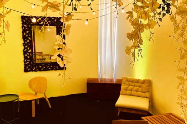 Loft Blackberry - festa di diciottesimo - info e preventivi 3518822818 Loft Blackberry - festa di diciottesimo - info e preventivi 3518822818