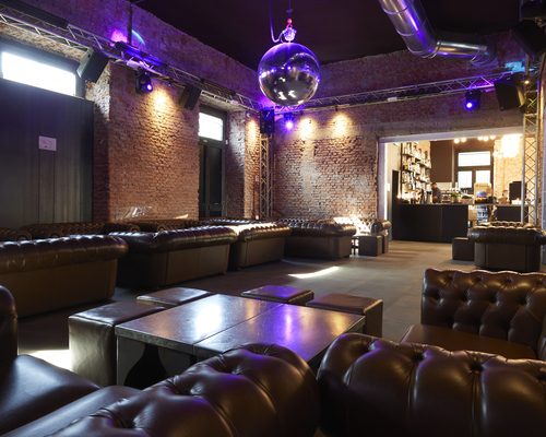 Bobino - festa di diciottesimo - info e preventivi 3518822818 Bobino - festa di diciottesimo - info e preventivi 3518822818