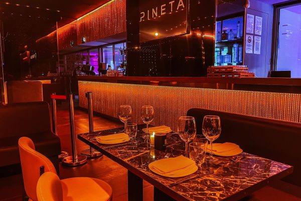 Pineta Milano - festa di diciottesimo - info e preventivi 3518822818 Pineta Milano - festa di diciottesimo - info e preventivi 3518822818
