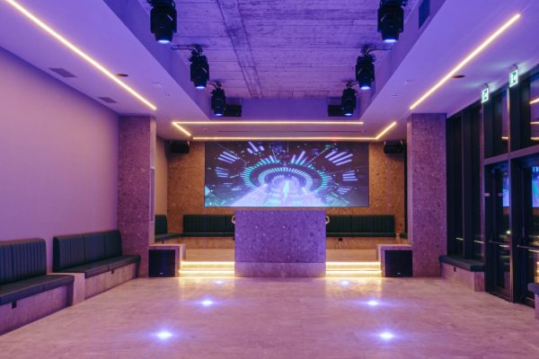 Sala 5Nyx Club Milano - festa di diciottesimo - info e preventivi 3518822818 Nyx Club Milano - festa di diciottesimo - info e preventivi 3518822818