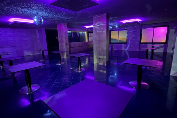 Spazio 22 - festa di diciottesimo - info e preventivi 3518822818 Spazio 22 - festa di diciottesimo - info e preventivi 3518822818